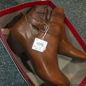 American Eagle Booties
